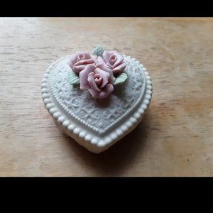 Rose heart shaped trinket